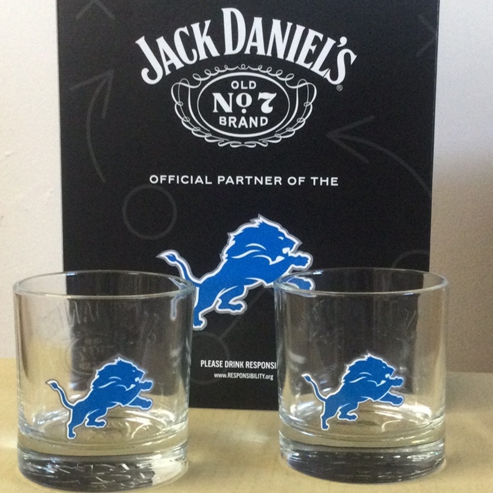 New 2 Lion’s Jack Daniels Whiskey glasses